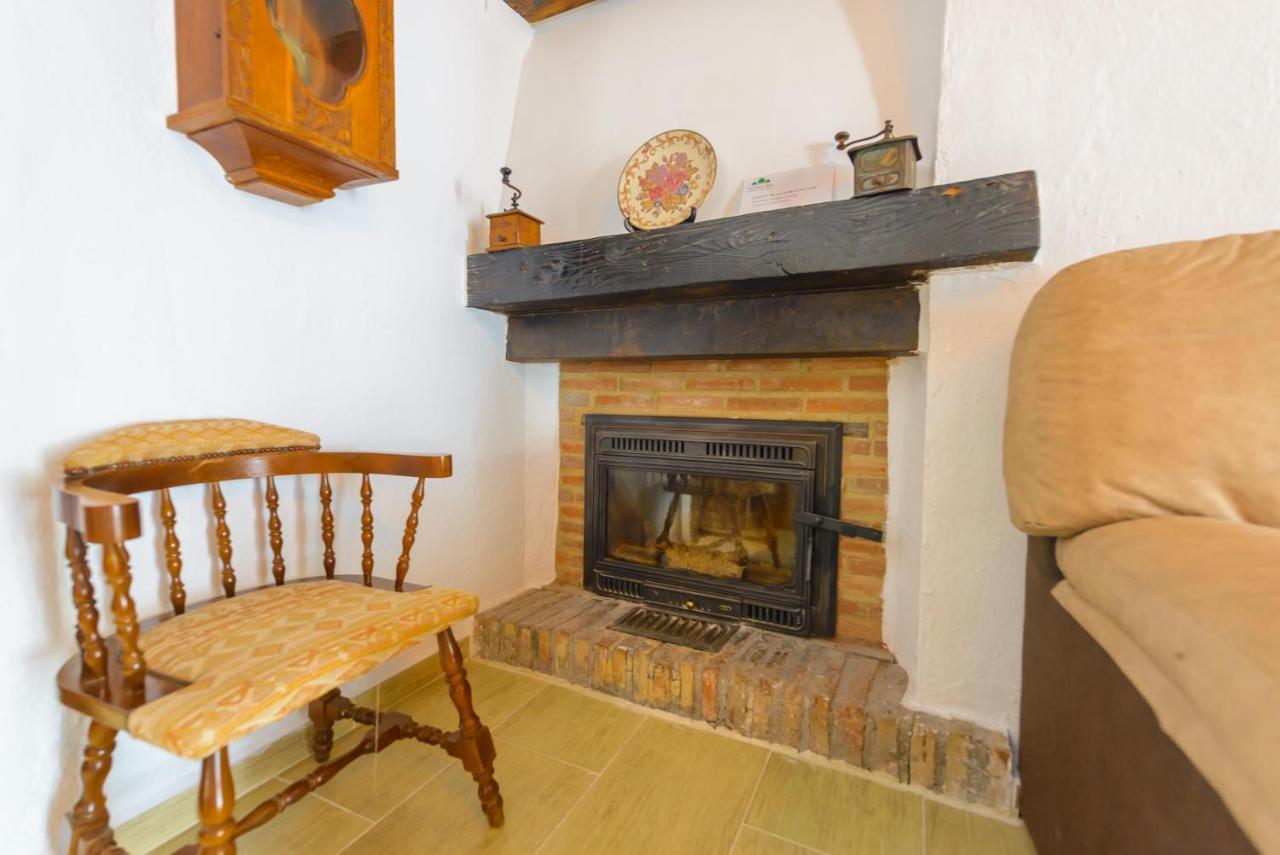 Casa Jardin Del Olivar Con Piscina Privada Alcaucín Zewnętrze zdjęcie