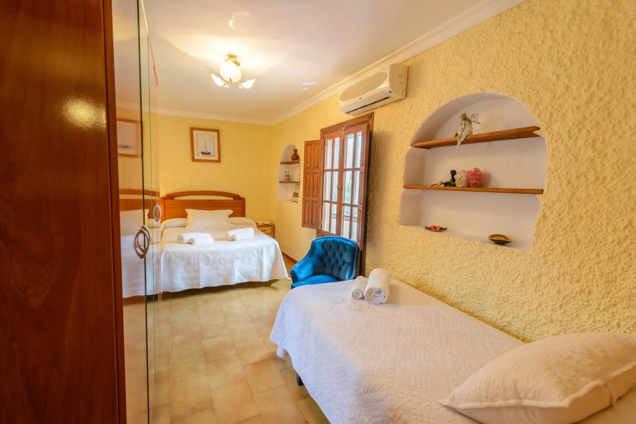 Casa Jardin Del Olivar Con Piscina Privada Alcaucín Zewnętrze zdjęcie